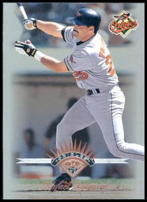 43 Rafael Palmeiro